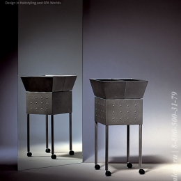 Philippe Starck-Classsic-Modern-Maletti (31).jpg