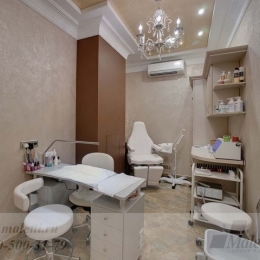 interior sky royal maletti manicure.jpg