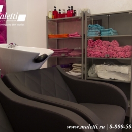 interior beauty salon mon plezir morpheus chair (2).jpg