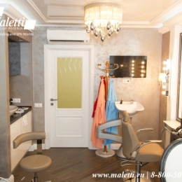interior beauty salon mon plezir lioness make up chair (5).jpg