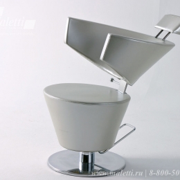   Maletti Camelia   