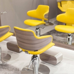 chair Green Hug and Green Footrest and styling unit Atelier Maletti Cosmoprof 2015.jpg