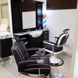   Barberstation  .   Zerbini